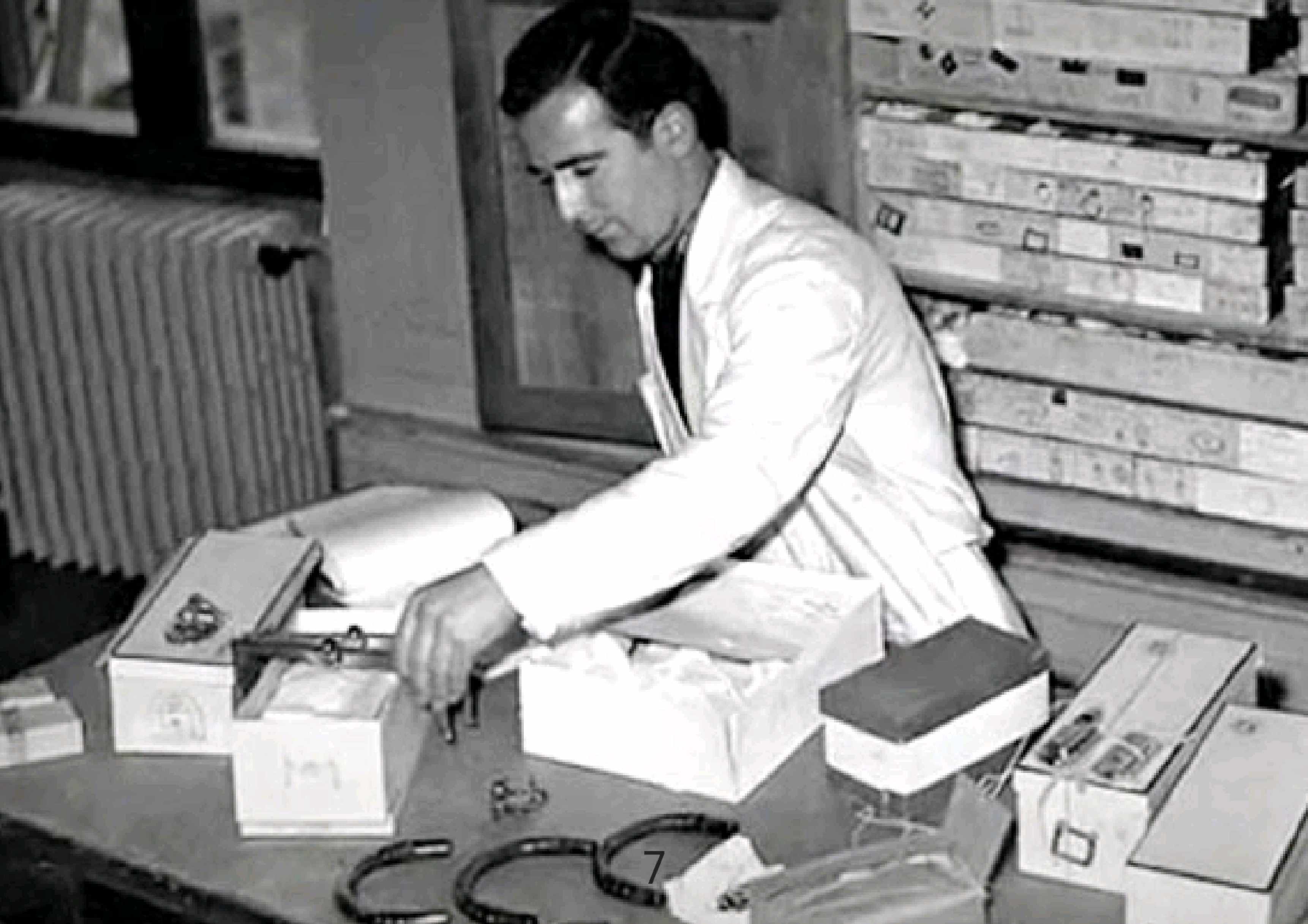 古驰Gucci品牌手册557页【非完整版】.pdf